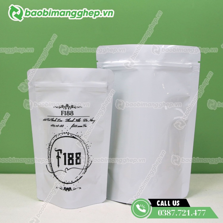 T&uacute;i zip trắng sữa c&oacute; kh&oacute;a k&eacute;o chất liệu m&agrave;ng gh&eacute;p bền chắc