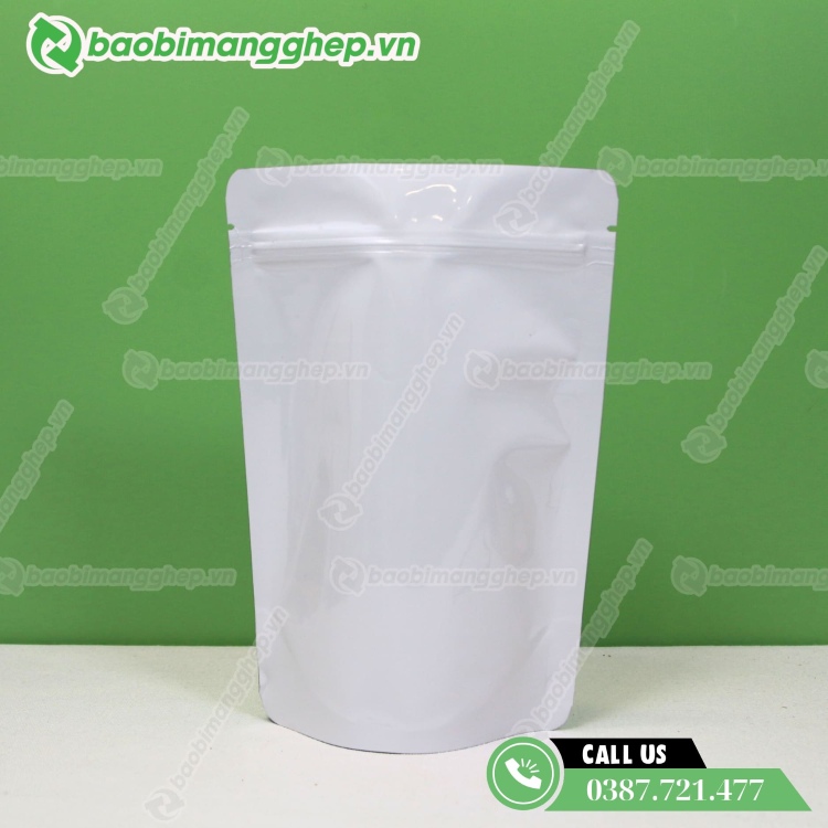 Mẫu t&uacute;i zip m&agrave;u đ&aacute;y đứng