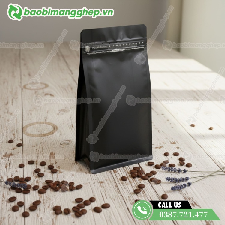 T&uacute;i zip m&agrave;u đen trơn, thiết kế đ&aacute;y đứng tiện lợi