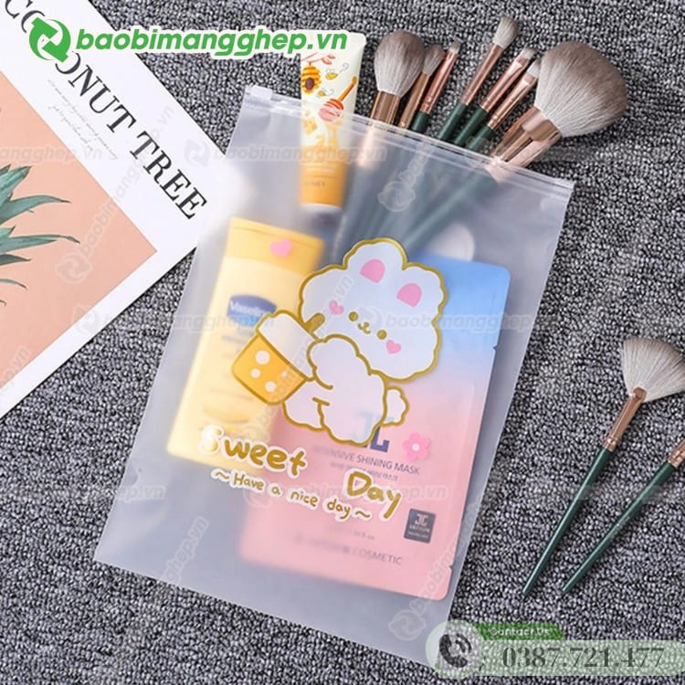 tui-zipper-khoa-keo-dung-do-makeup