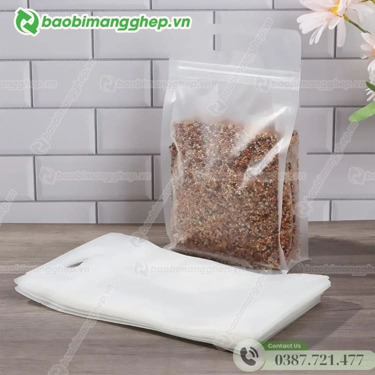 tui-zipper-trong-suot-day-dung-8-canh